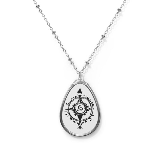 Halskette mit Amulett esoterisches Motiv