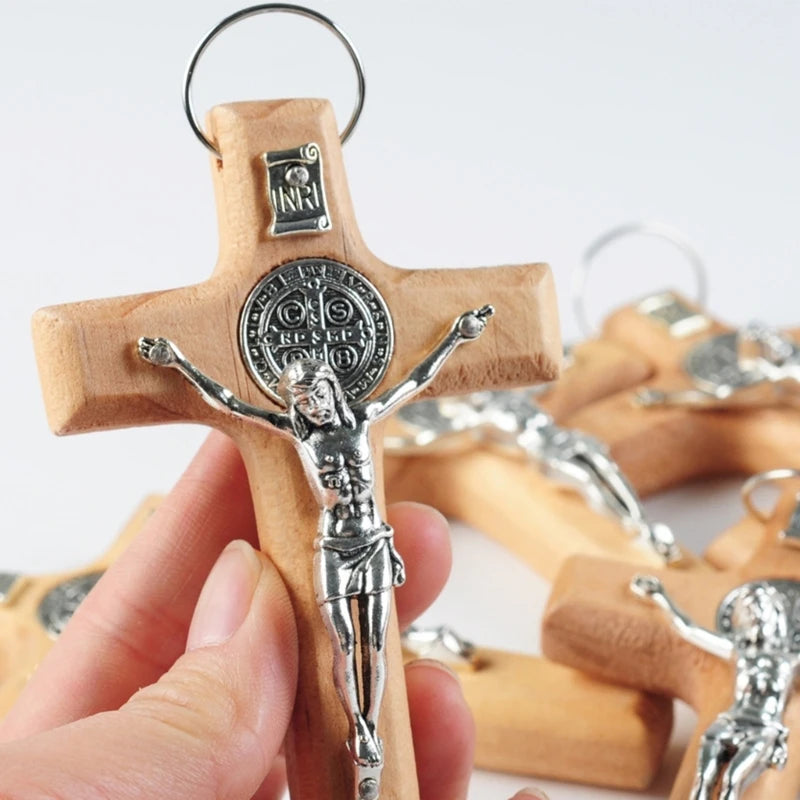 Holzkreuz mit Jesus zum aufhängen 11 cm